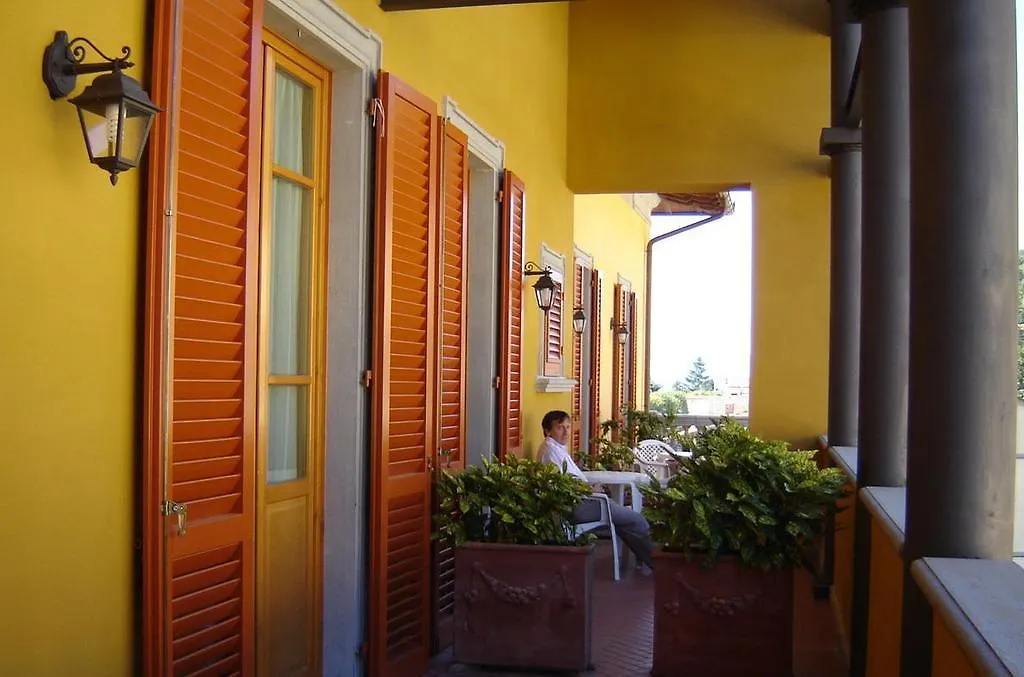 Hotel La Rosa Ronta